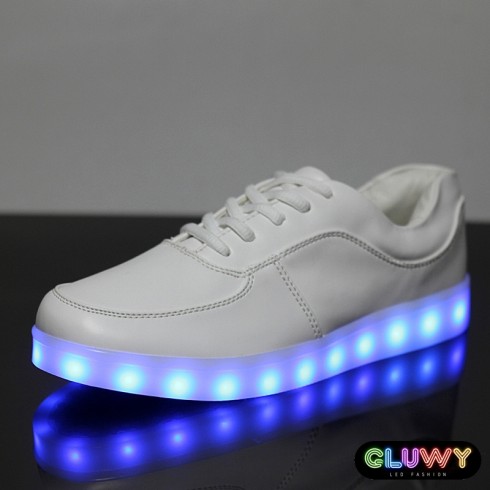 shoes with lighting blot blue